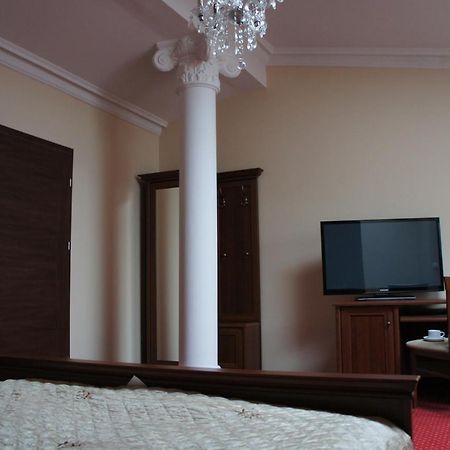 Villa Demetrios Kaluszyn  Bagian luar foto