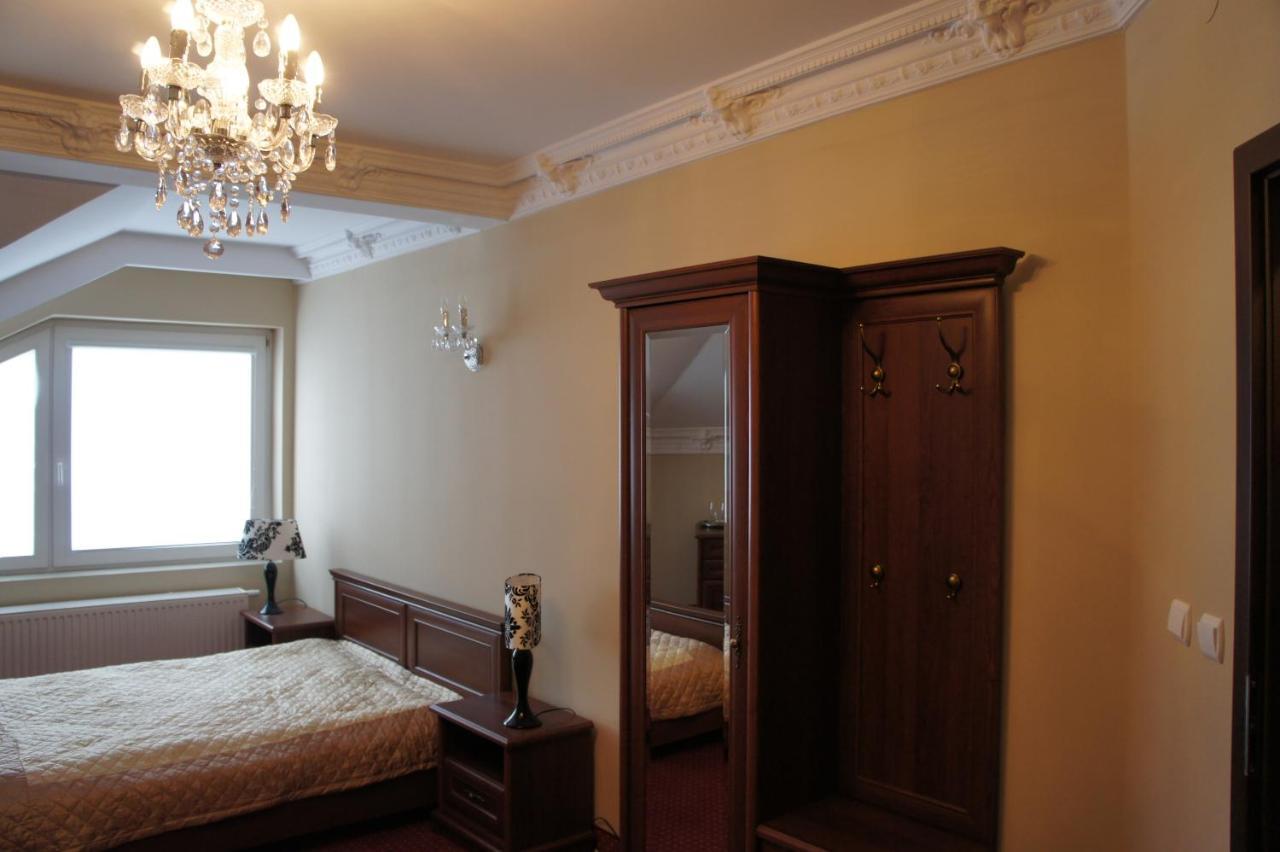 Villa Demetrios Kaluszyn  Bagian luar foto