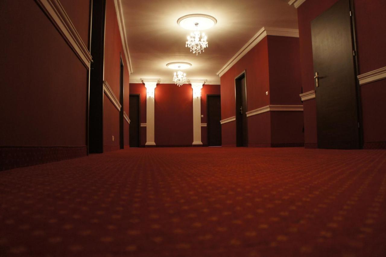 Villa Demetrios Kaluszyn  Bagian luar foto